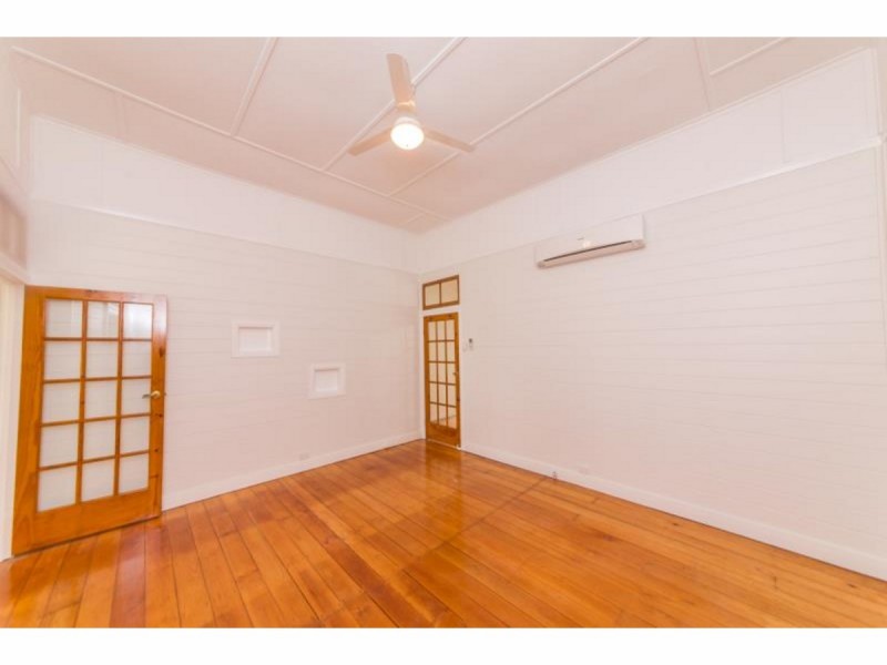 84 Penlington Street, The Range QLD 4700